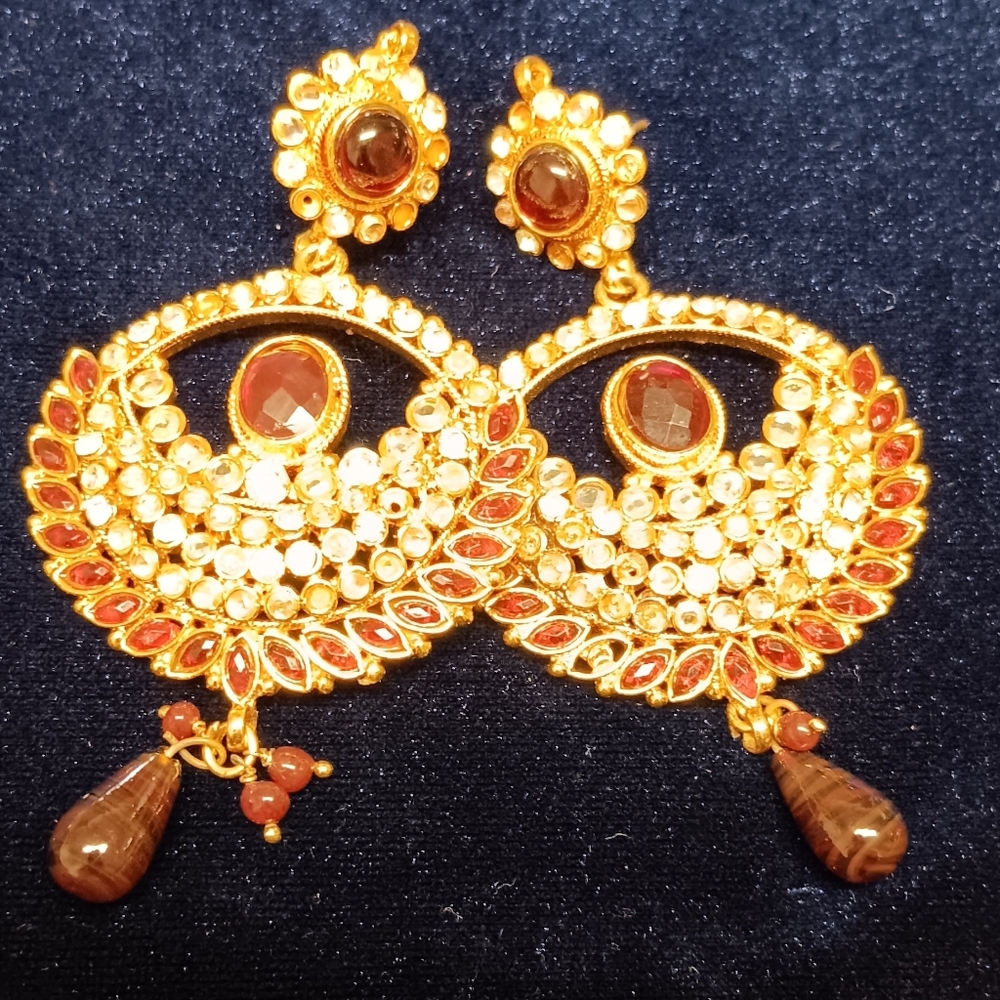 Vintage earrings gold tone statement